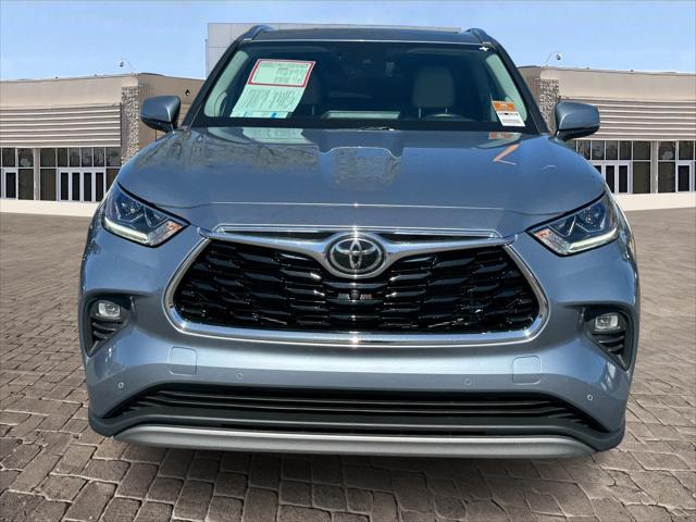 2022 toyota highlander platinum