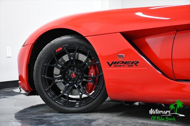 2003 dodge viper srt10