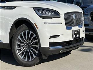 2023 Lincoln Aviator standard