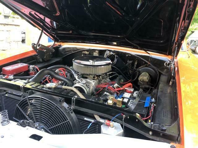 1968 dodge charger in full general lee attire signed by cast