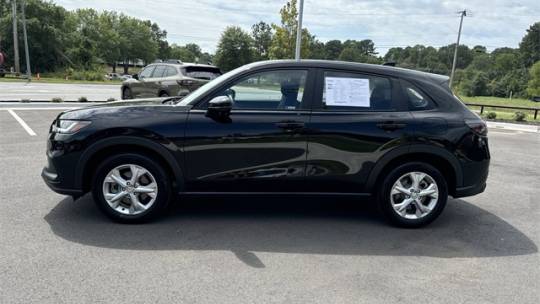 2023 honda hr-v lx