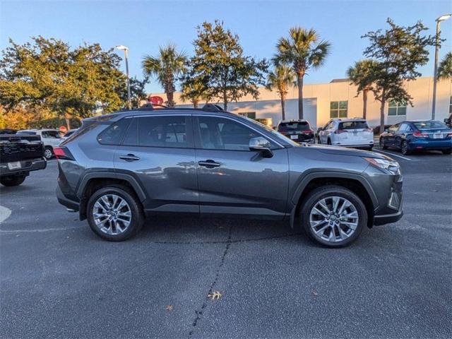2024 toyota rav4 xle premium