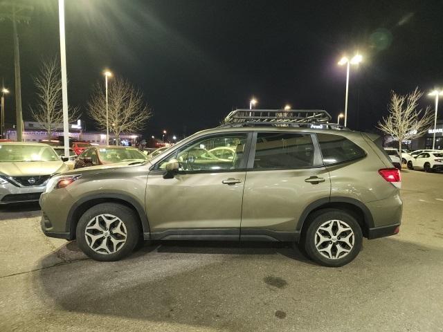 2022 subaru forester premium