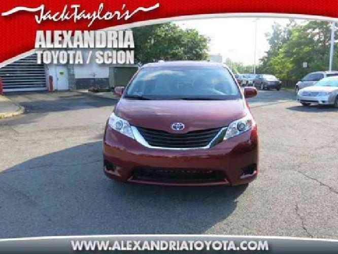 2011 toyota sienna le in alexandria, va