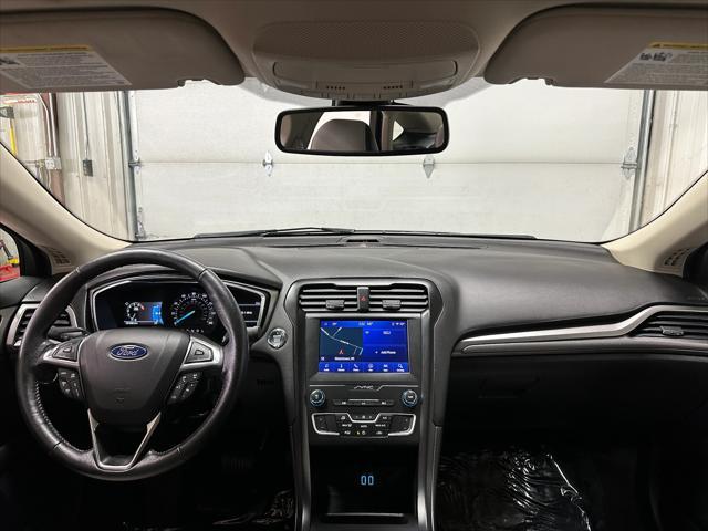 2020 ford fusion se