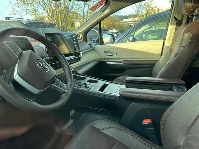 2021 toyota sienna