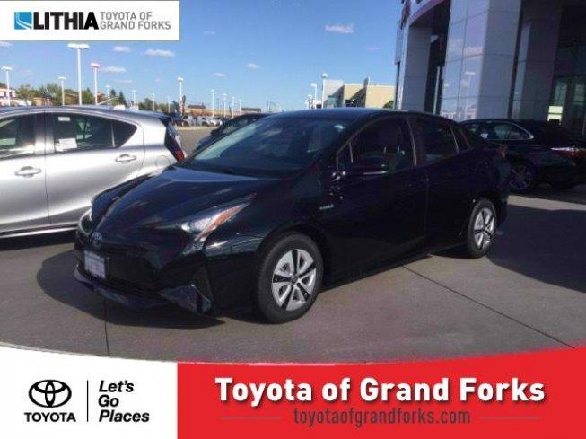 2017 toyota prius three for sale in grand forks, north dakota