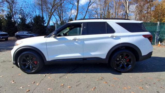 2023 ford explorer st