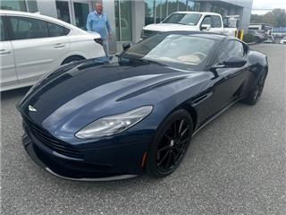 2020 Aston Martin DB11 v8