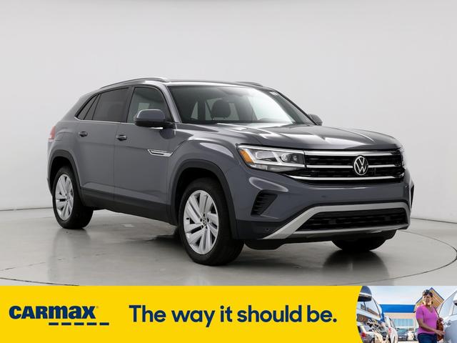 2022 volkswagen atlas cross sport se w/tech