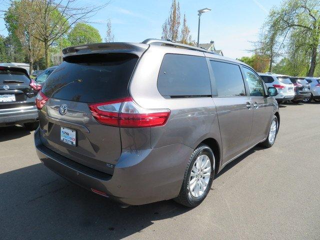 used 2016 toyota sienna xle 8-passenger eugene, or 97401 for sale in college crest, oregon