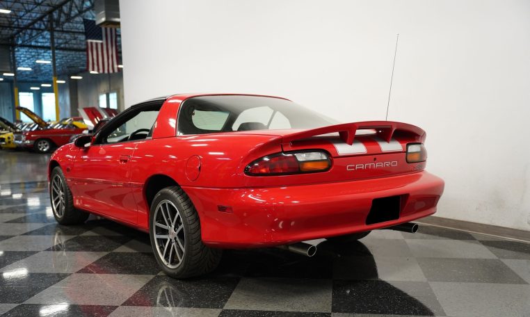2002 chevrolet camaro ss 35th anniversary