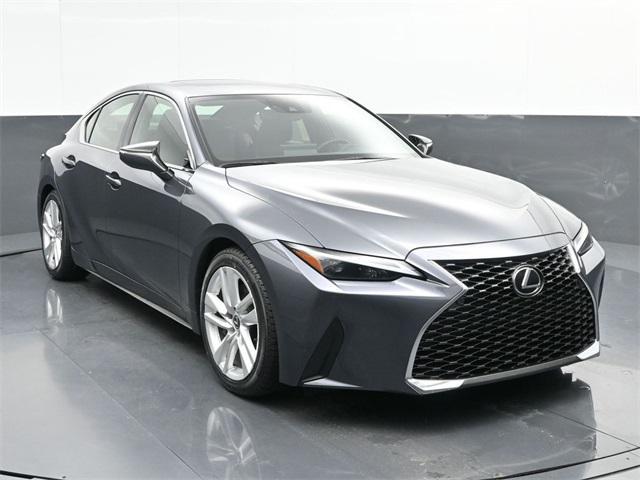 2023 lexus is 300 base