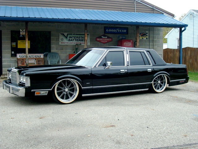 1988 lincoln town car (show winner)