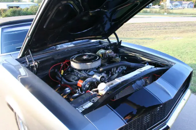 68 camaro- show winning restoration- gm performance built 350 engine w/ 350hp