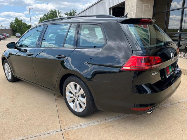 2017 volkswagen golf sportwagen s