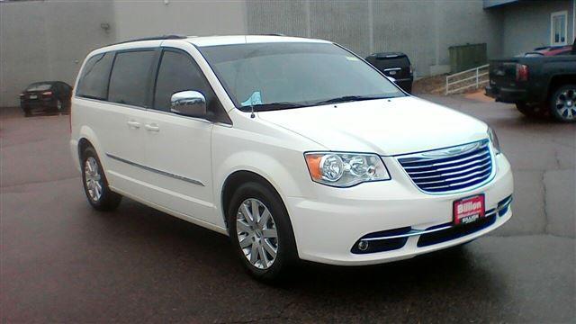 2011 chrysler town and country touring-l touring-l 4dr mini-van for sale in sioux falls, south dakota