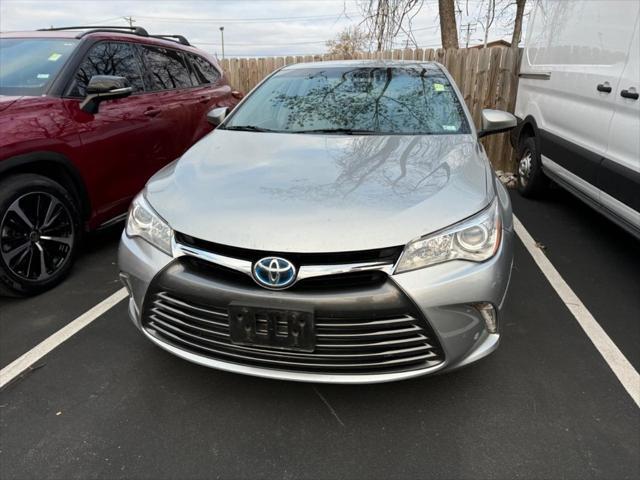 2016 toyota camry hybrid xle
