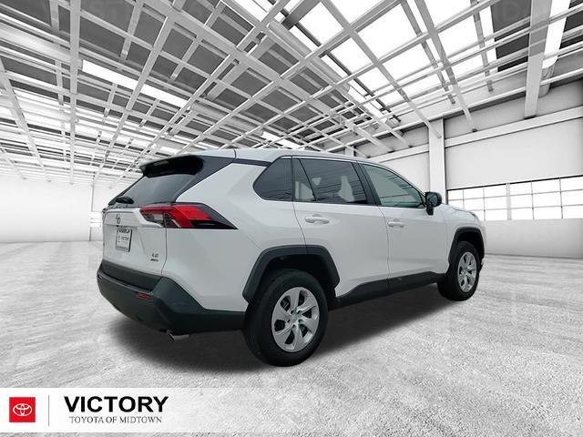 2024 toyota rav4 le