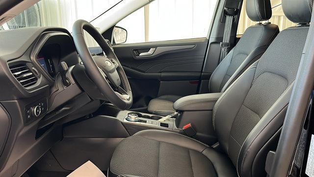 2023 ford escape base