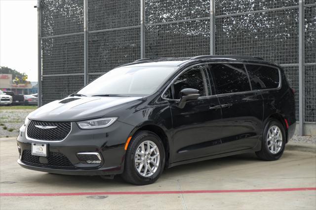 2022 chrysler pacifica touring-l