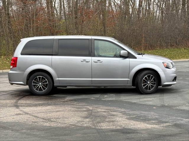 2019 dodge grand caravan gt