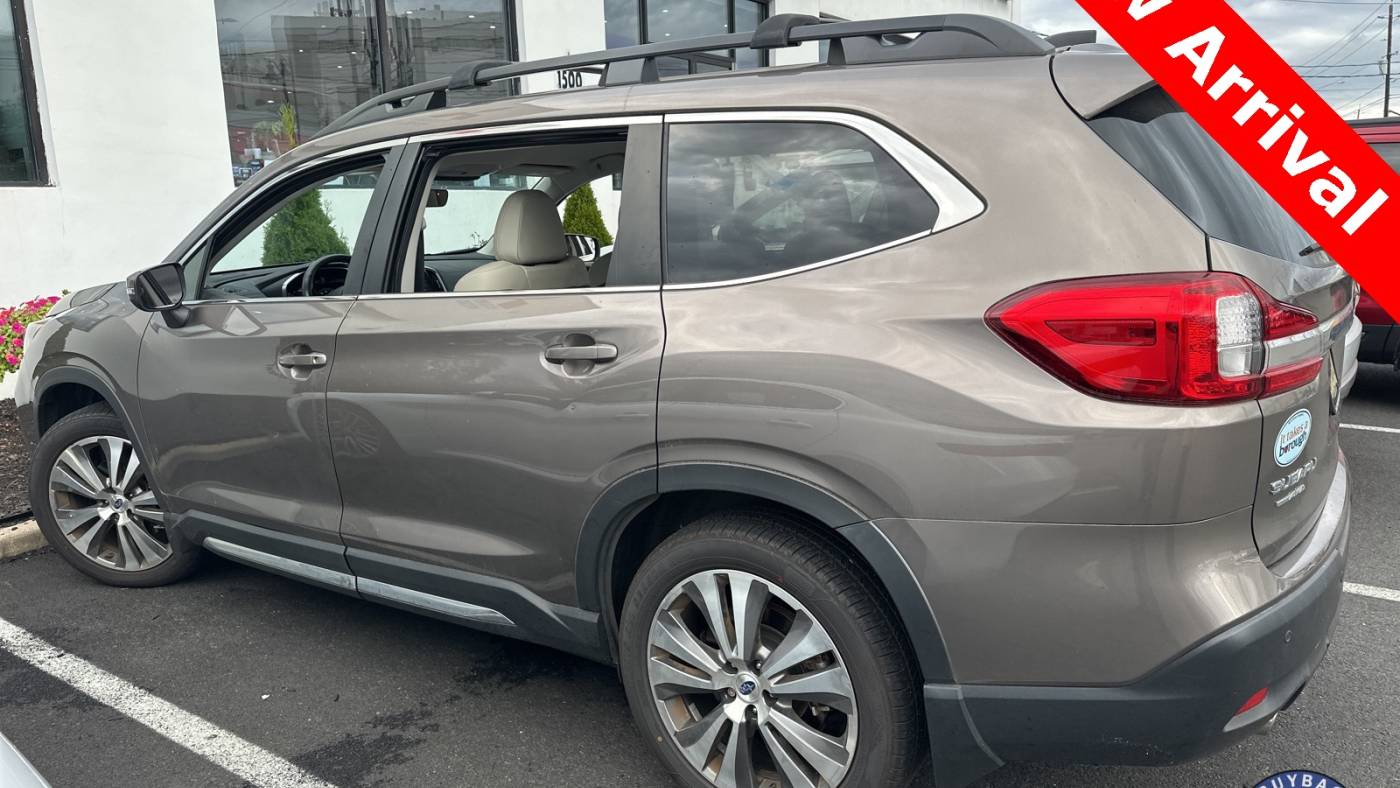 2021 subaru ascent limited 7-passenger