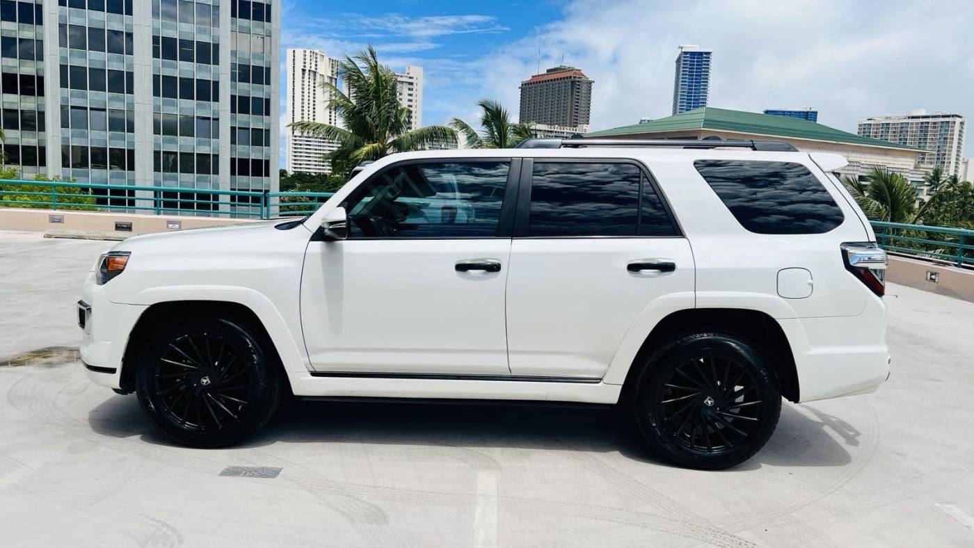2017 toyota 4runner sr5