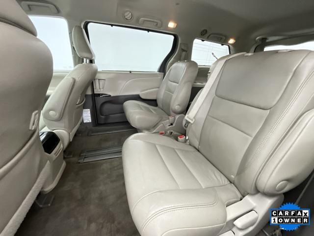 2017 toyota sienna xle premium