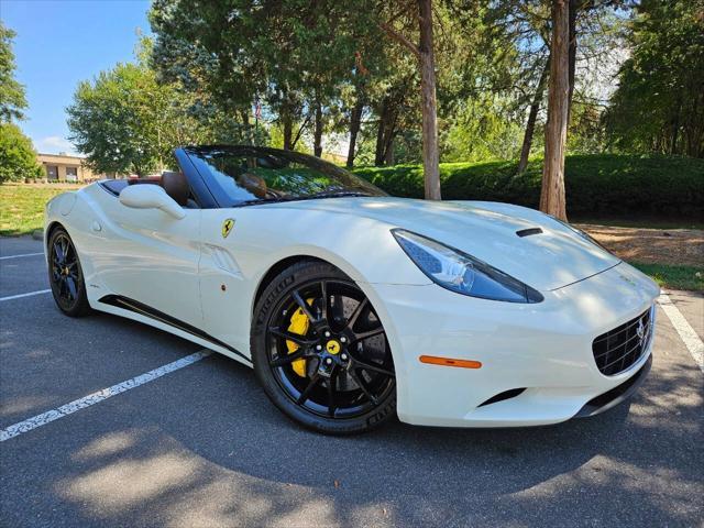 2010 ferrari california base