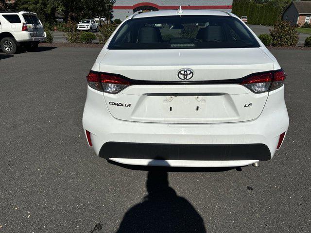 2022 toyota corolla le