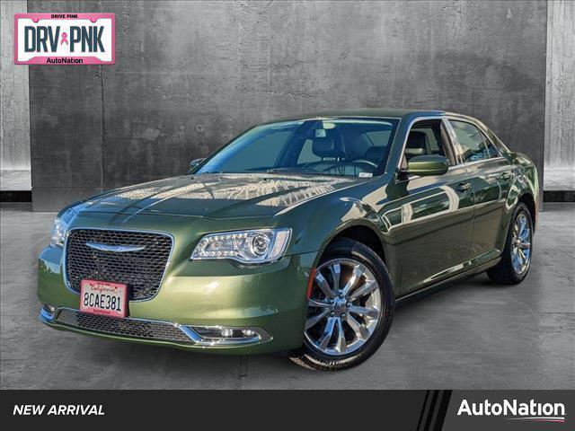 2018 chrysler 300 touring