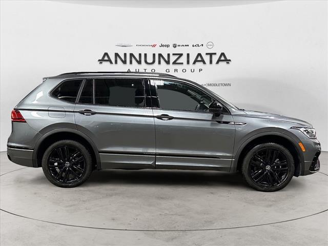 2022 volkswagen tiguan 2.0t se r-line black