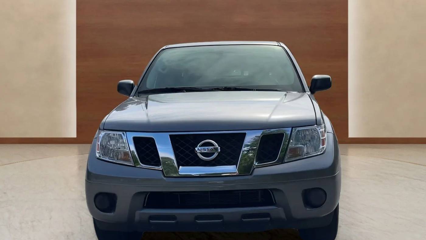 2019 nissan frontier sv