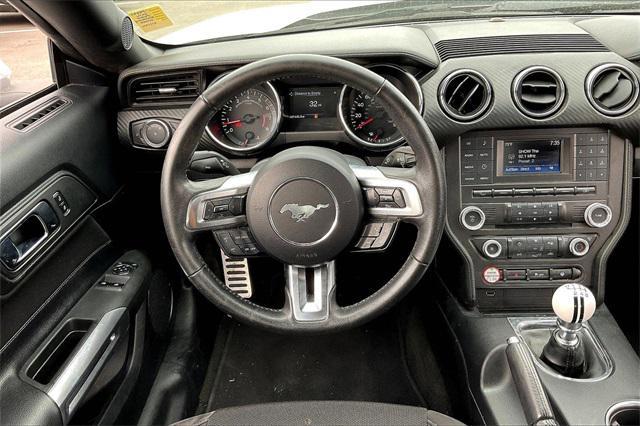 2016 ford mustang v6