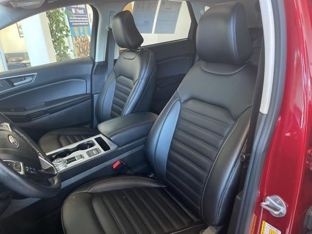 2022 ford edge sel