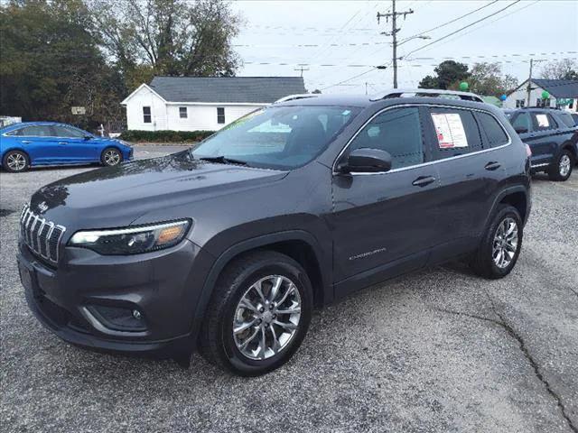 2021 jeep cherokee latitude lux