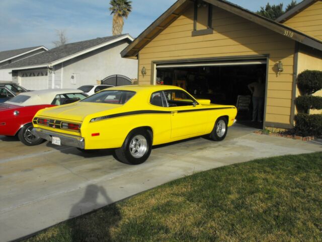 1972 plymouth duster street or race car