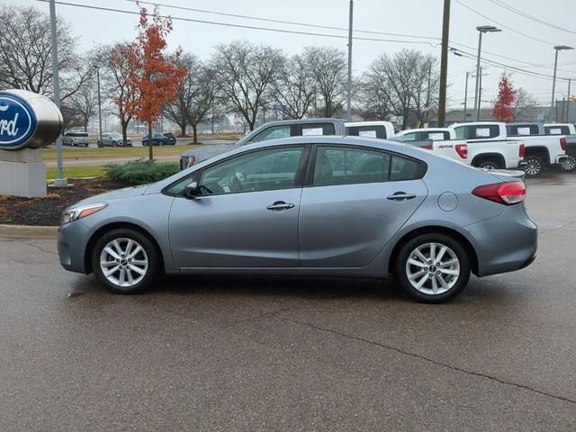 2017 kia forte s