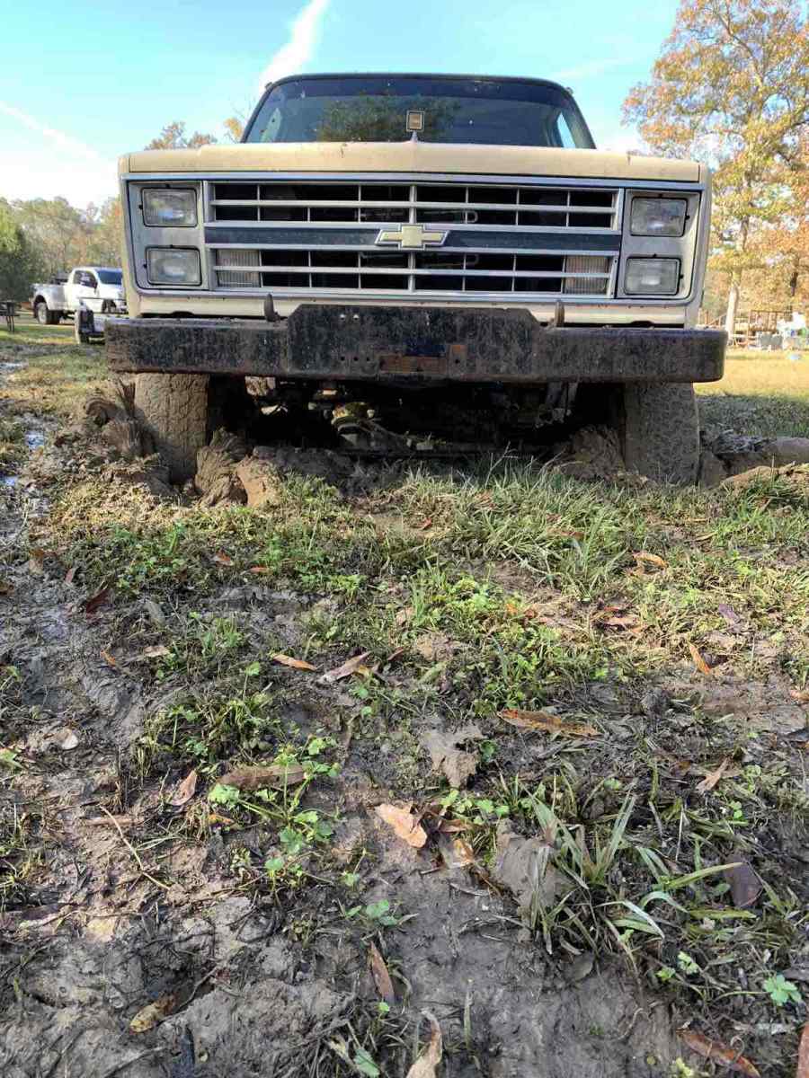 1987 chevrolet blazer suv brown 4wd manual v10