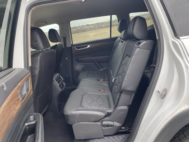 2024 volkswagen atlas 2.0t se
