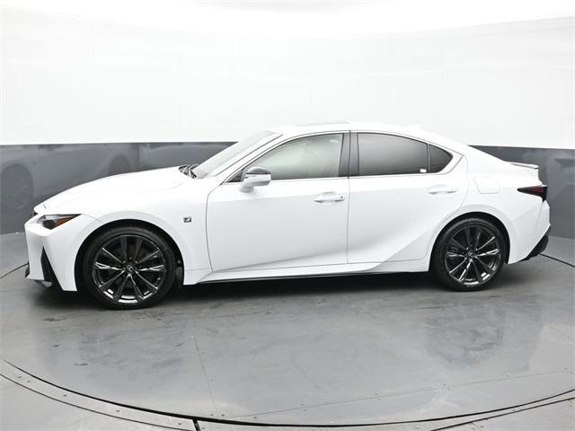 2022 lexus is 350 base
