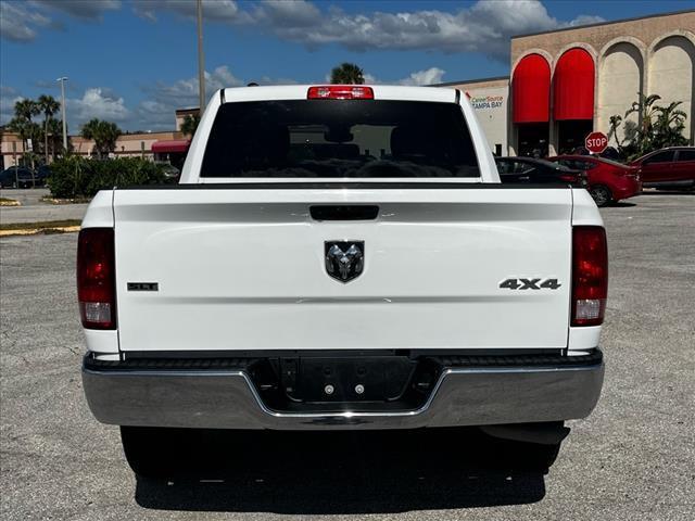 2022 ram 1500 classic slt