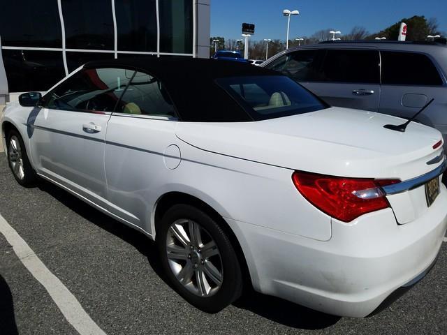2011 chrysler 200 convertible touring touring 2dr convertible for sale in milford, delaware