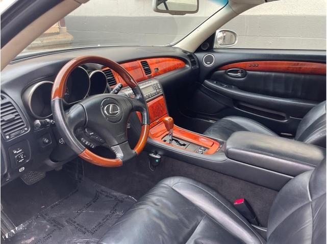 2004 lexus sc 430