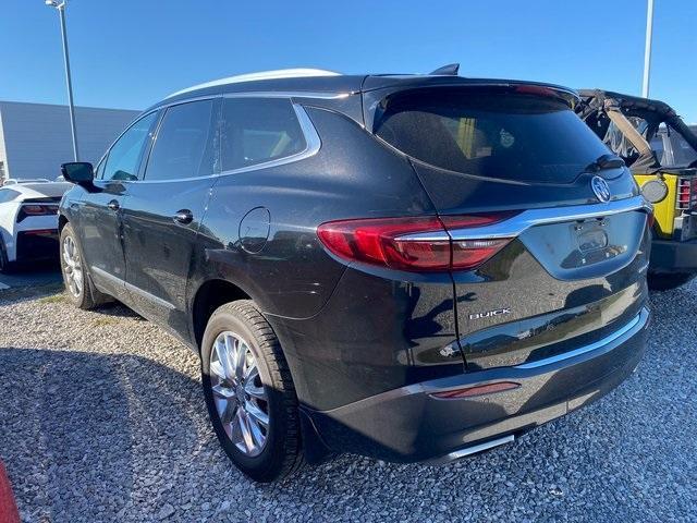 2018 buick enclave essence