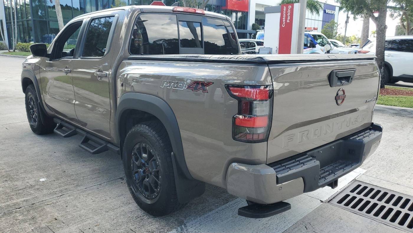 2022 nissan frontier pro-4x