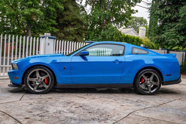 2012 ford mustang gt