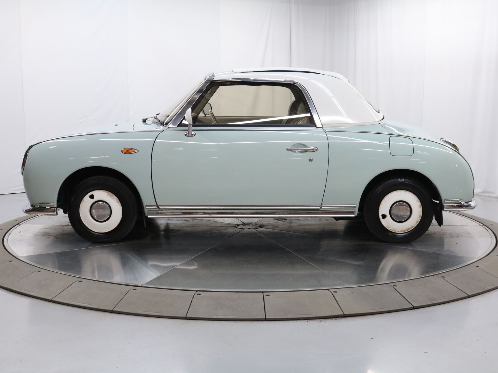 1991 nissan figaro