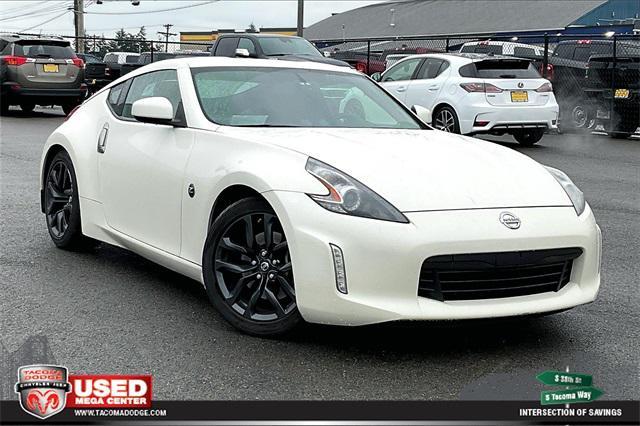 2018 nissan 370z touring